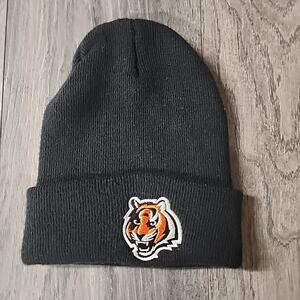 Cincinnati Bengals Sideline Cold Weather Cuffed Knit Beanie Cap Hat Black Youth